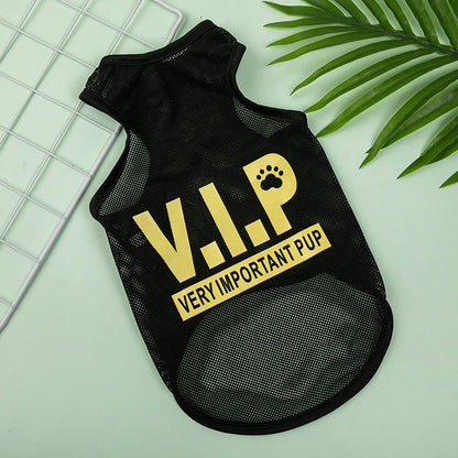 Black dog vest with "V.I.P BOSS" and gold chain accessory for stylish pets
