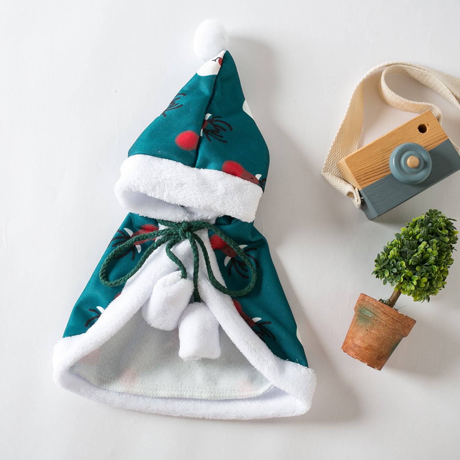 Dog with Cape, Festive Christmas & New Year Red Cloak for Cats & Dogs